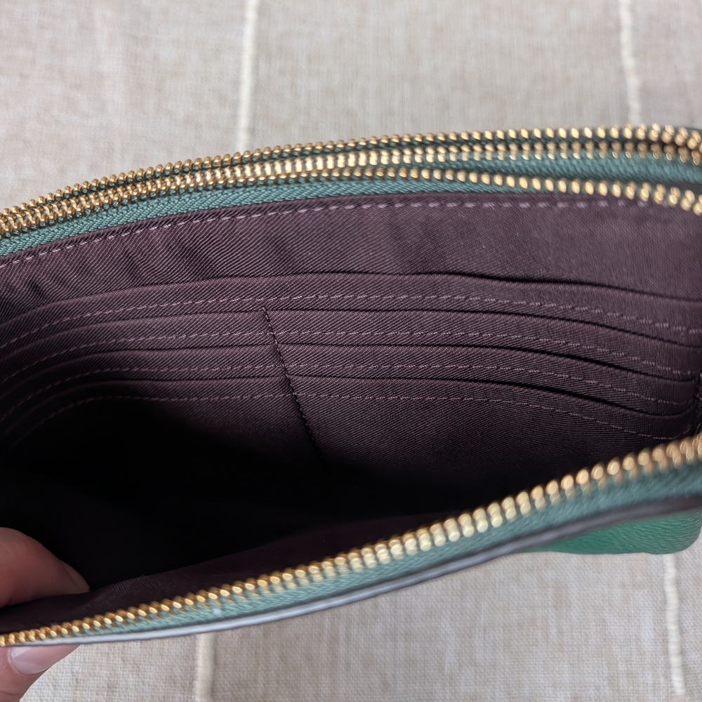 Coach Kelly Green Pebbled Leather Wristlet - Picture 5 of 5